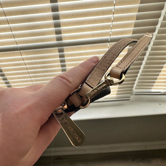 Michael Kors Brown Leather Handbag - Picture 5 of 6